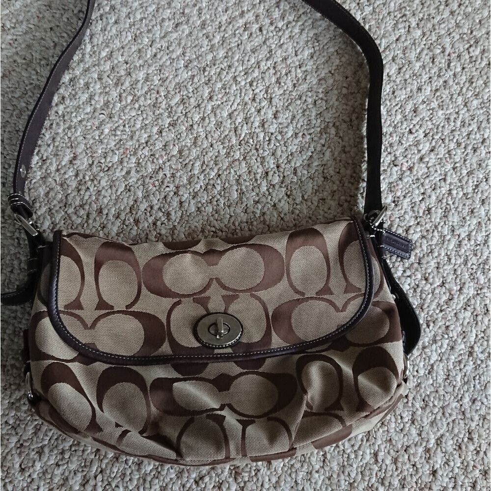 Coach Signature Jacquard Canvas Crossbody Shoulder bag